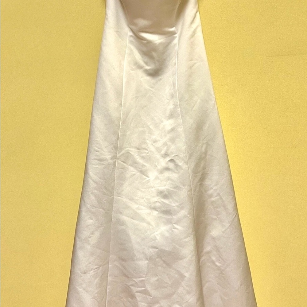 Alfred Angelo Elegant White Wedding Dress Women’s Size 2 NWT